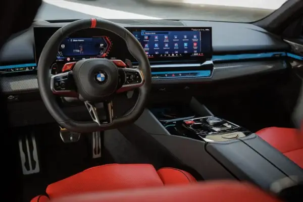 BMW M5 G90