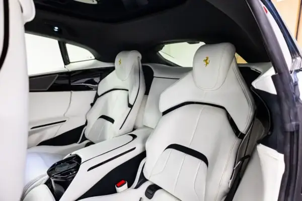 Ferrari Purosangue
