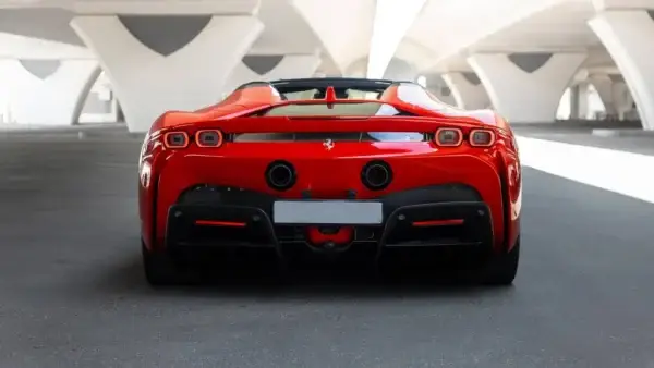 Ferrari SF90 Spider