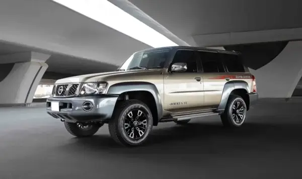 Nissan Patrol Super Safari Gray/Golden