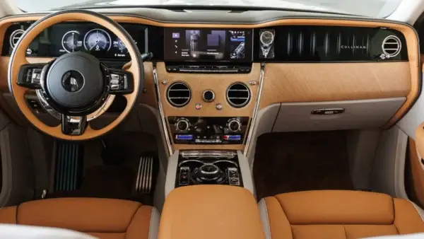 Rolls Royce Cullinan